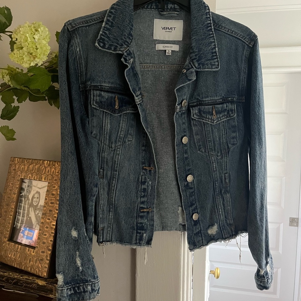 Women's Cropped & Distressed Denim Jacket - Blue
